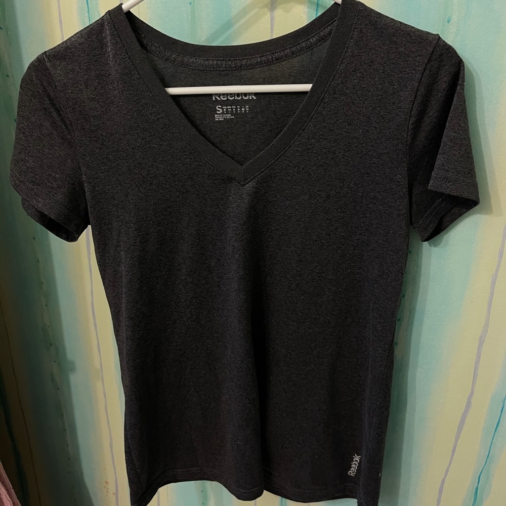 Reebok women’s tshirt